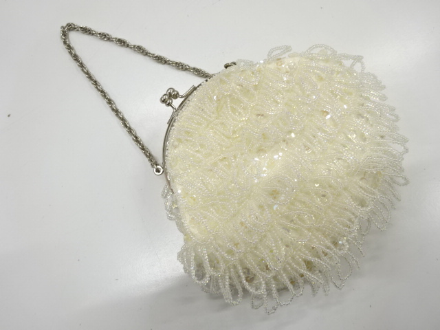 ビーズ　ハンドバッグ